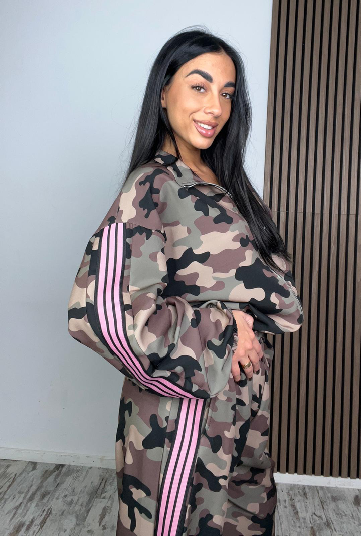 COMPLETO FANTASY|Colore:V/militare